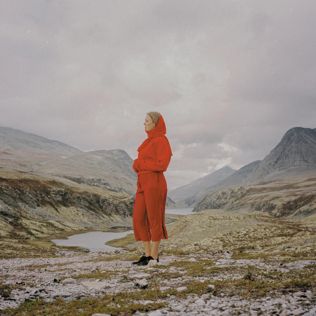 Juni evergreen cover 2000px